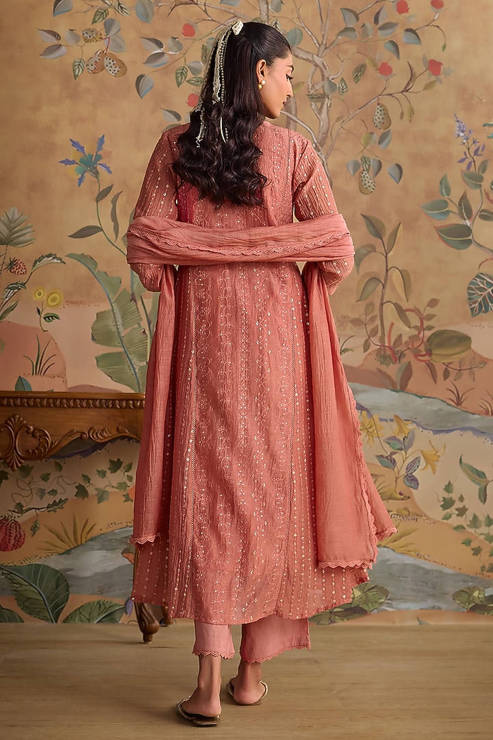 Blush Pink Chanderi Thread Embroidered A-Line Kurta Set by Kritika Dawar at Pernia's Pop Up Shop