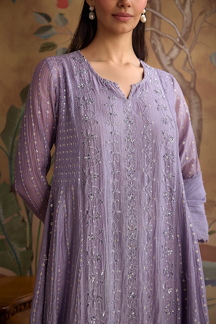 Violet Chanderi Thread Embroidered A-Line Kurta Set by Kritika Dawar at Pernia's Pop Up Shop