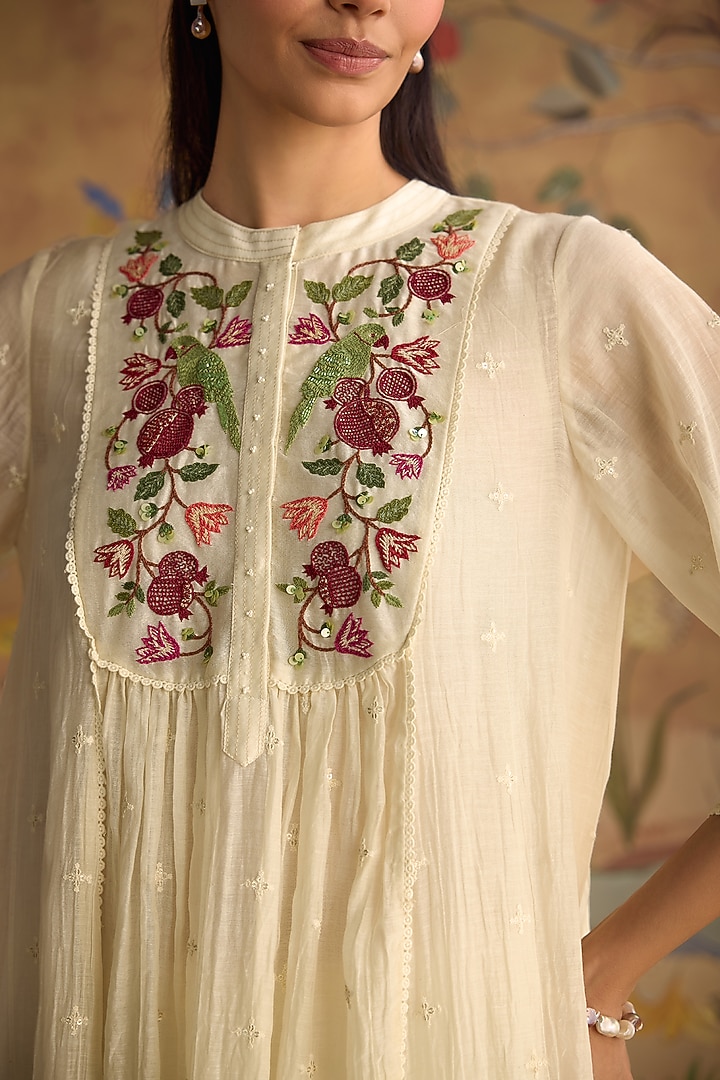 Ivory Chanderi Thread Embroidered Gathered Tunic Set by Kritika Dawar at Pernia's Pop Up Shop