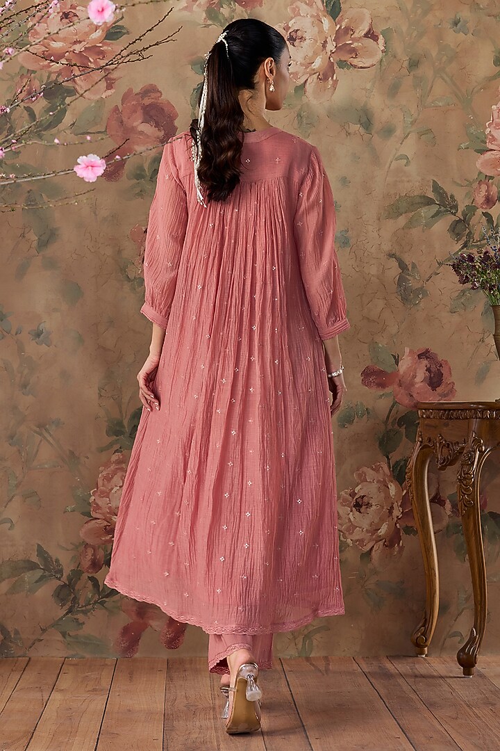 Blush Pink Chanderi Thread Embroidered Gathered Tunic Set by Kritika Dawar at Pernia's Pop Up Shop
