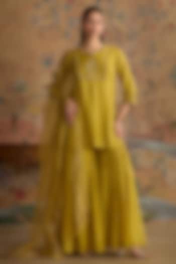 Yellow Silk Chanderi Gharara Set by Kritika Dawar at Pernia's Pop Up Shop