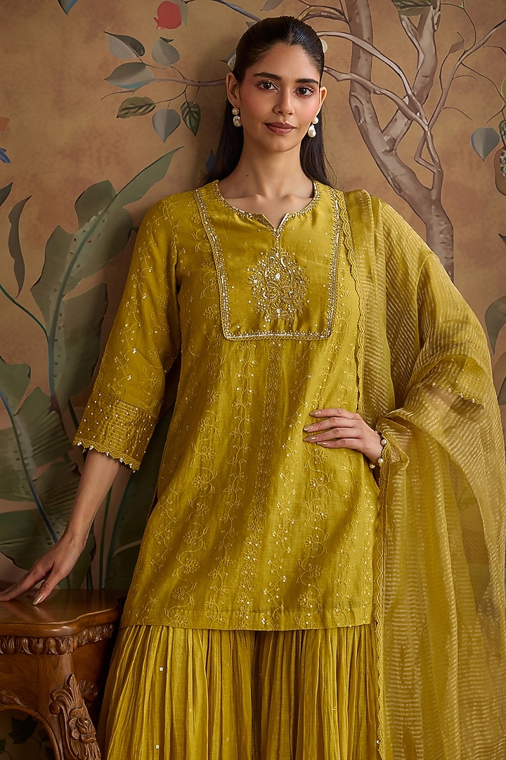 Yellow Silk Chanderi Gharara Set by Kritika Dawar at Pernia's Pop Up Shop