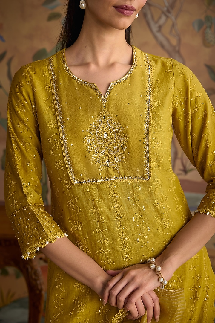 Yellow Silk Chanderi Gharara Set by Kritika Dawar at Pernia's Pop Up Shop