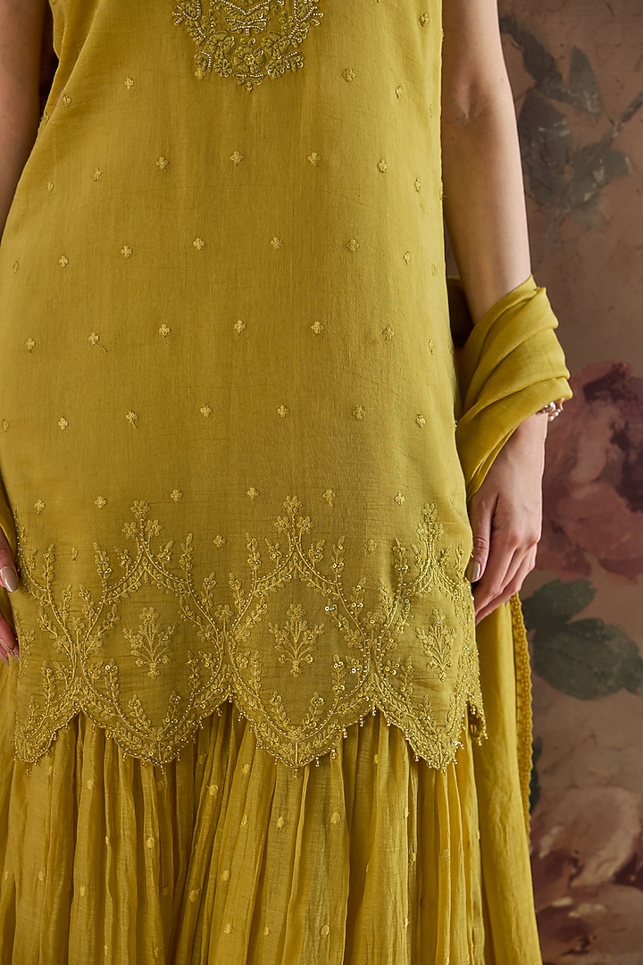 Yellow Chanderi Hand Embroidered Gharara Set by Kritika Dawar at Pernia's Pop Up Shop