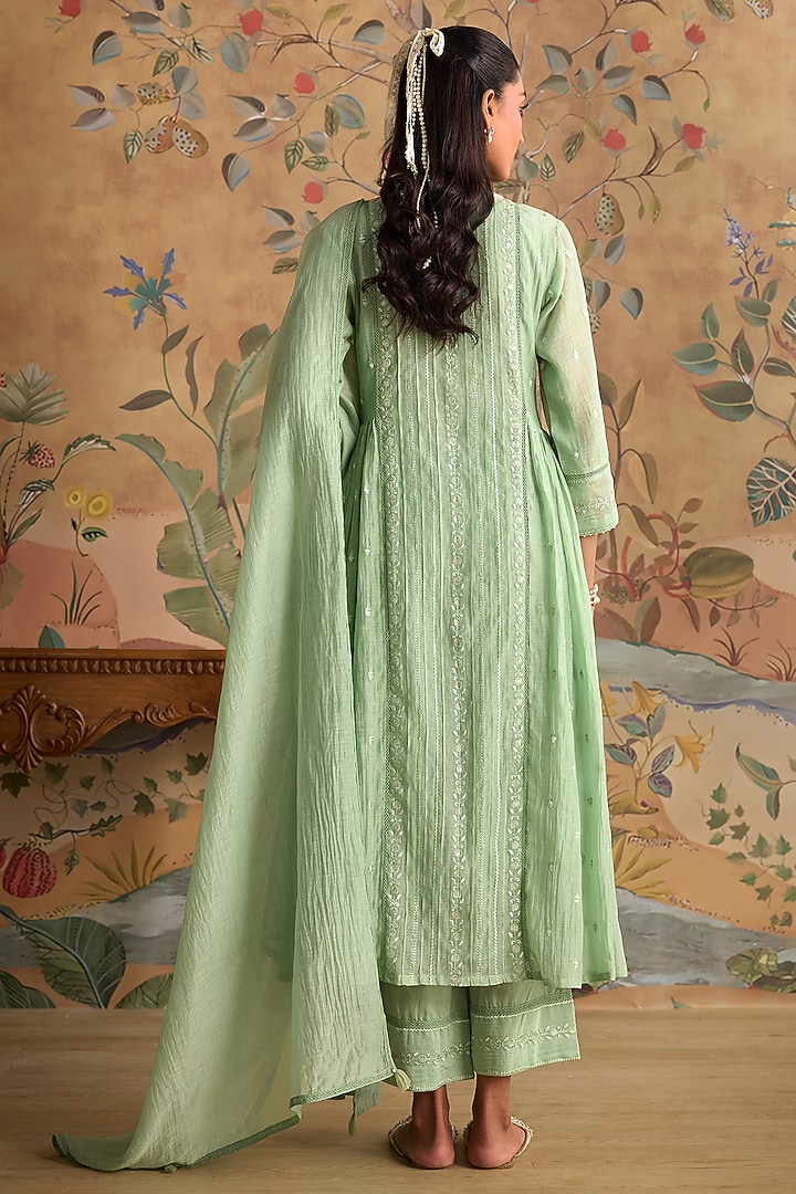 Mint Green Chanderi Sequins Embroidered Kurta Set by Kritika Dawar at Pernia's Pop Up Shop
