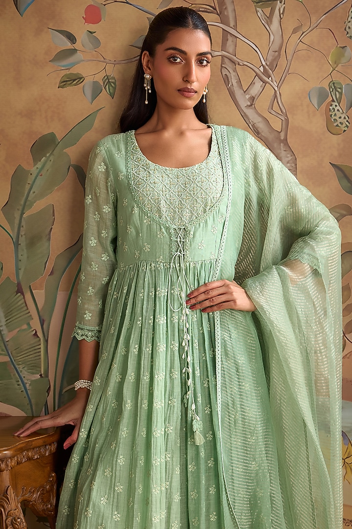 Mint Green Chanderi Thread Embroidered Party Wear Anarkali Set by Kritika Dawar at Pernia's Pop Up Shop