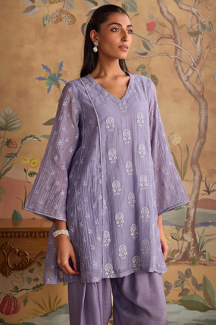 Violet Chanderi Floral Embroidered A-Line Kurta Set by Kritika Dawar at Pernia's Pop Up Shop