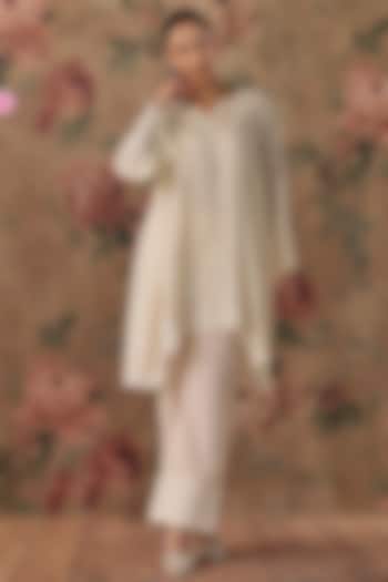 Ivory Chanderi Embroidered Flowy Co-Ord Set by Kritika Dawar at Pernia's Pop Up Shop