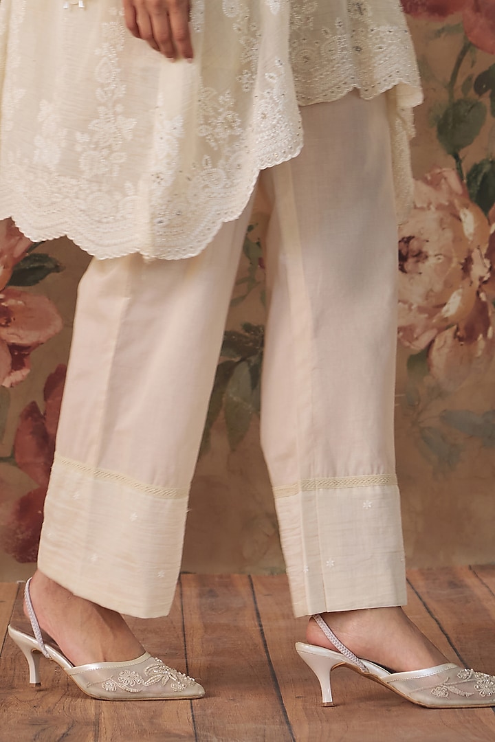 Ivory Chanderi Embroidered Flowy Co-Ord Set by Kritika Dawar at Pernia's Pop Up Shop