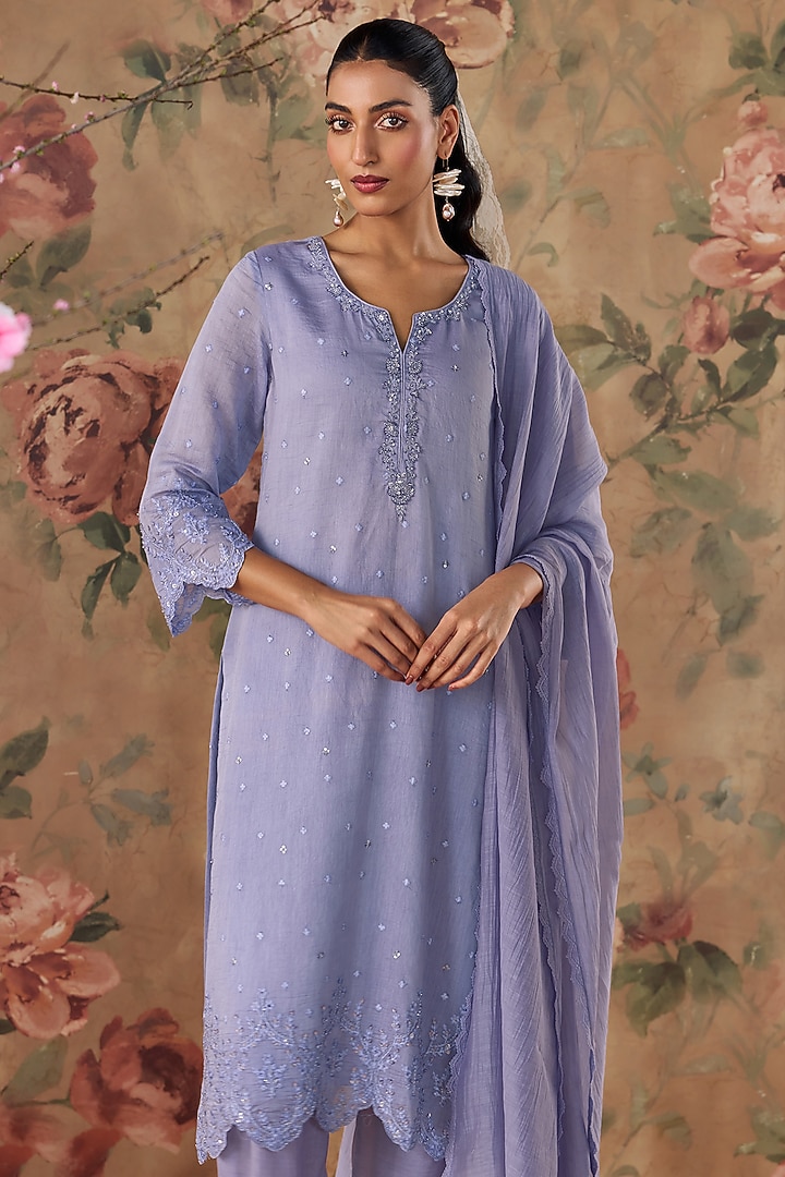 Violet Chanderi Floral Embroidered Straight Kurta Set by Kritika Dawar at Pernia's Pop Up Shop
