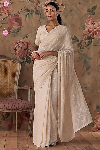 Ivory Chanderi Floral Embroidered Saree Set by Kritika Dawar