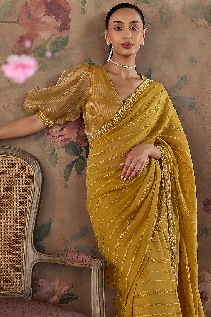 Yellow Chanderi Floral Embroidered Wedding Saree Set by Kritika Dawar at Pernia's Pop Up Shop