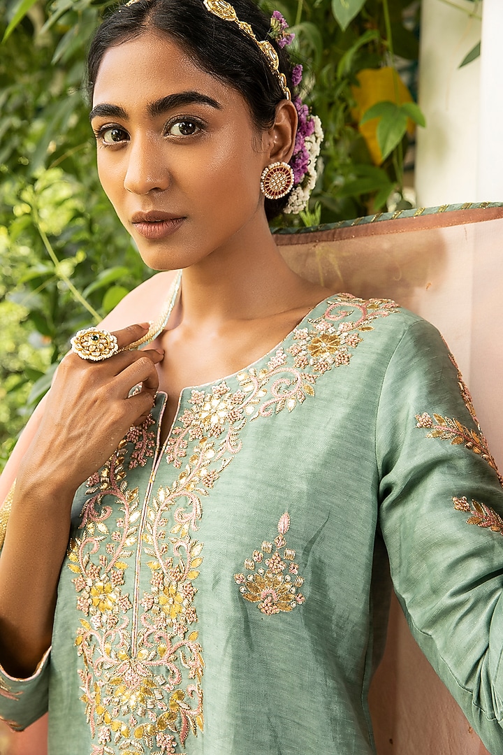 Blue Linen Silk Kurta Set by Kritika Dawar at Pernia's Pop Up Shop