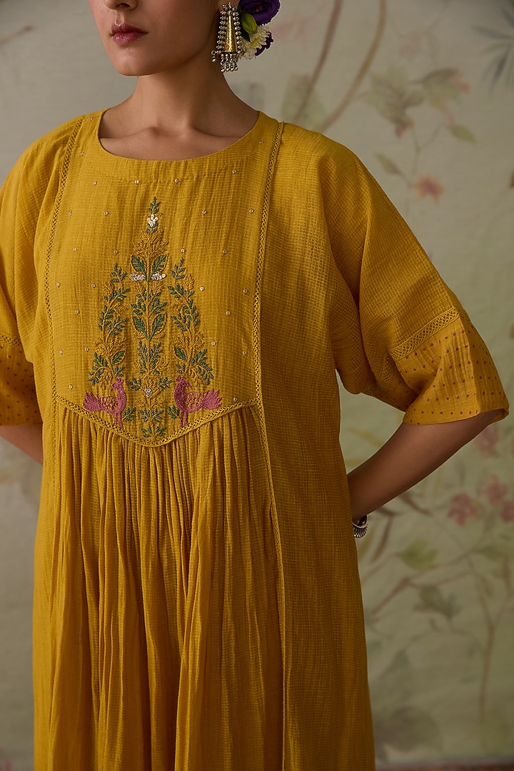 Yellow Chanderi Thread Hand Embroidered Handwoven Gathered Tunic Set by Kritika Dawar at Pernia's Pop Up Shop