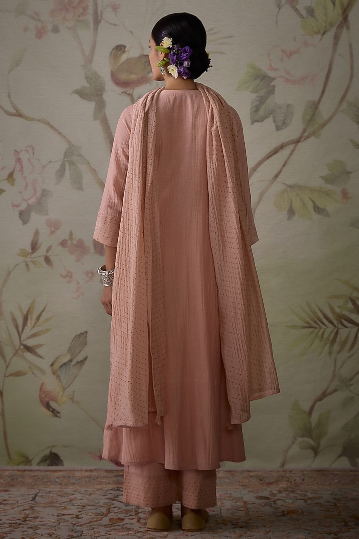 Pink Chanderi Thread Hand Embroidered Gathered A-Line Kurta Set by Kritika Dawar at Pernia's Pop Up Shop