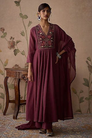 Wine Chanderi Thread Hand Embroidered Gathered A-Line Kurta Set by Kritika Dawar