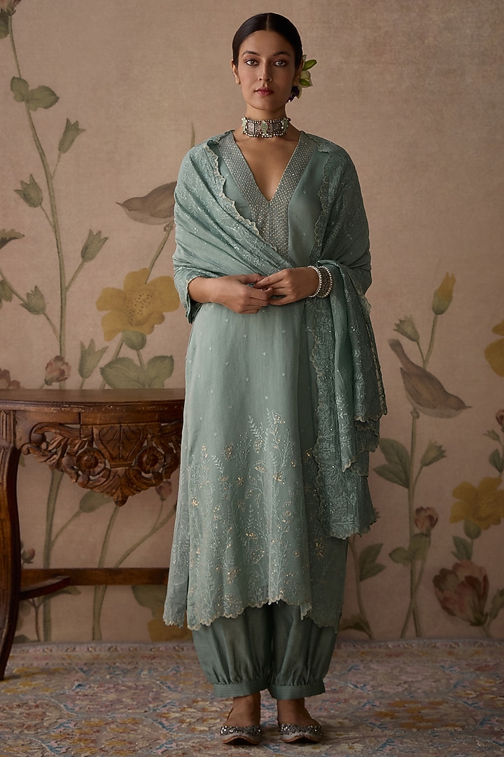 Powder Blue Chanderi Floral Hand Embroidered Kurta Set by Kritika Dawar at Pernia's Pop Up Shop