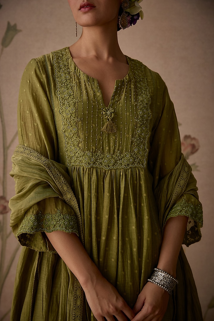 Green Chanderi Bead Embroidered A-Line Kurta Set by Kritika Dawar at Pernia's Pop Up Shop