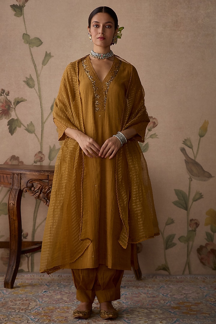 Mustard Tissue Sequins Embroidered Kurta Set by Kritika Dawar at Pernia's Pop Up Shop