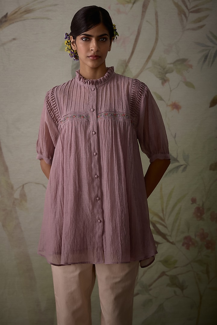 Mauve Chanderi Thread Embroidered Handwoven Short Tunic by Kritika Dawar at Pernia's Pop Up Shop