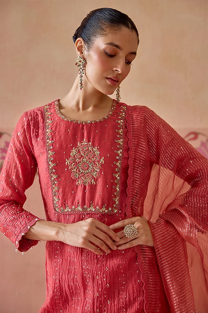Coral Chanderi Zari Embroidered Gharara Set by Kritika Dawar at Pernia's Pop Up Shop