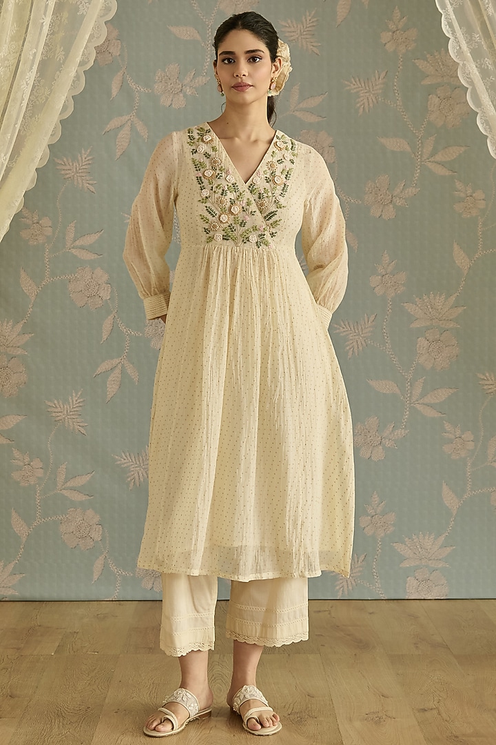 Ivory Chanderi Hand Embroidered Angrakha Kurta Set by Kritika Dawar at Pernia's Pop Up Shop