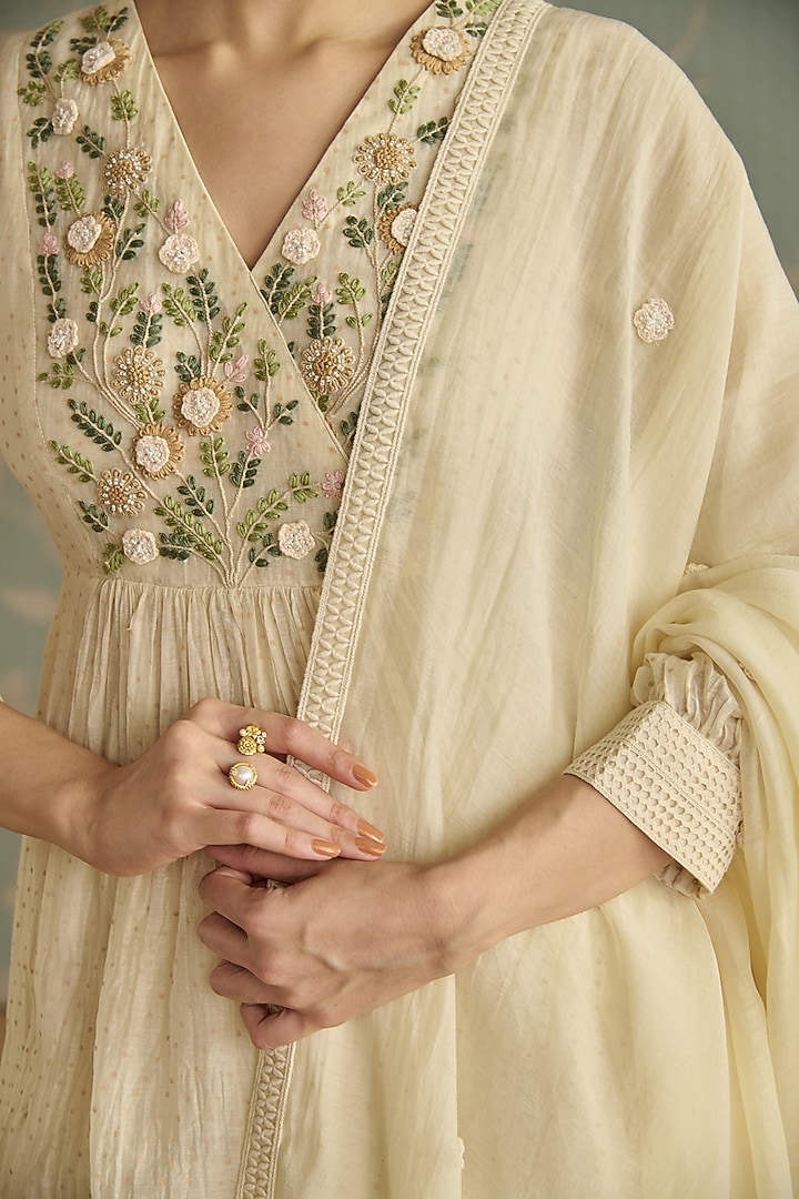 Ivory Chanderi Hand Embroidered Angrakha Kurta Set by Kritika Dawar at Pernia's Pop Up Shop