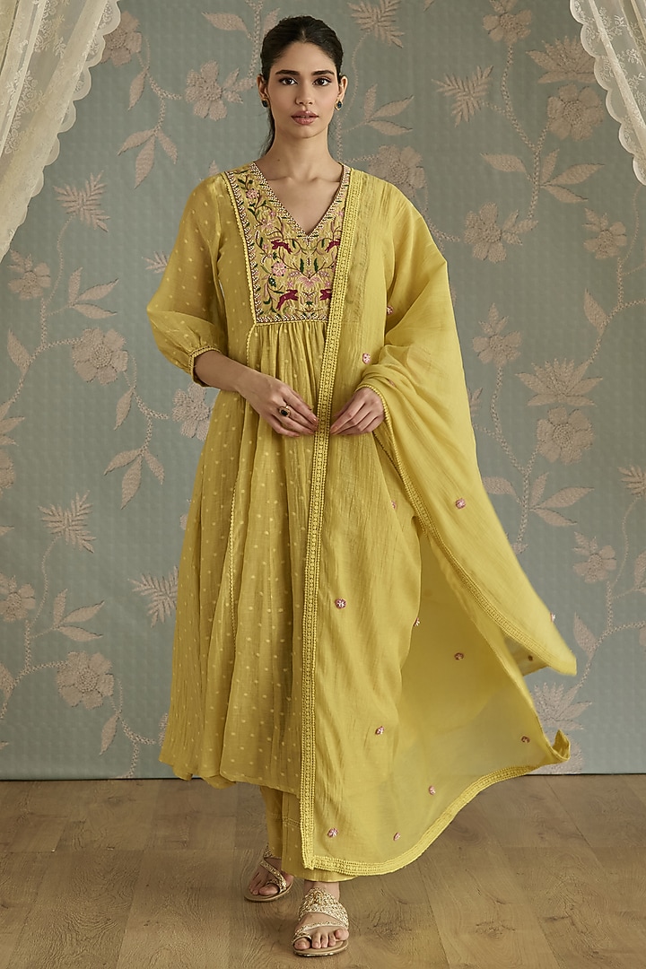 Lemon Yellow Chanderi Hand Embroidered A-Line Kurta Set by Kritika Dawar at Pernia's Pop Up Shop