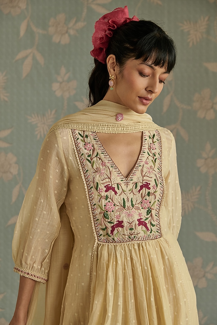Ivory Chanderi Hand Embroidered A-Line Kurta Set by Kritika Dawar at Pernia's Pop Up Shop
