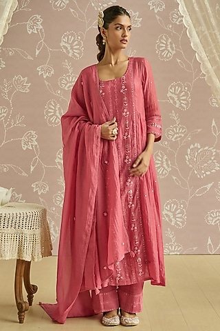 Coral Chanderi Hand Embroidered Kurta Set by Kritika Dawar