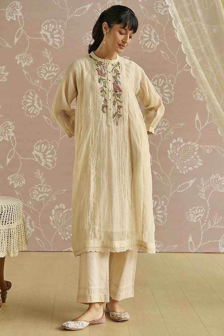 Ivory Chanderi Hand Embroidered Co-Ord Set by Kritika Dawar at Pernia's Pop Up Shop