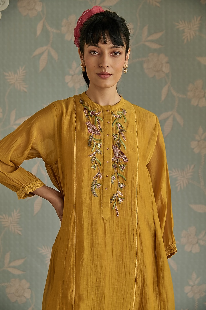 Yellow Chanderi Hand Embroidered Co-Ord Set by Kritika Dawar at Pernia's Pop Up Shop