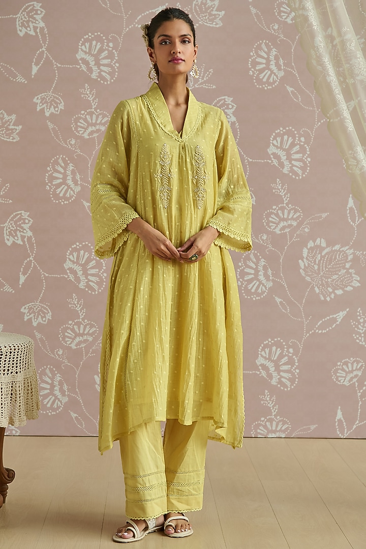 Lemon Yellow Chanderi Hand Embroidered Choga Kurta Set by Kritika Dawar at Pernia's Pop Up Shop