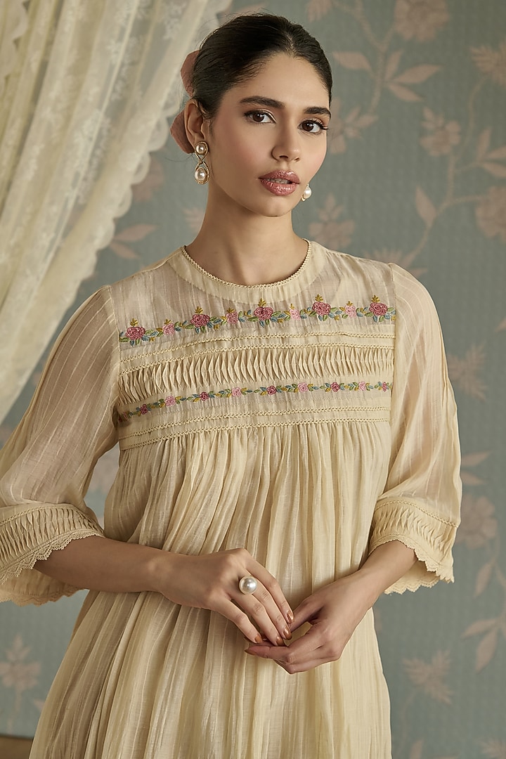 Ivory Chanderi Hand Embroidered Tunic Set by Kritika Dawar at Pernia's Pop Up Shop