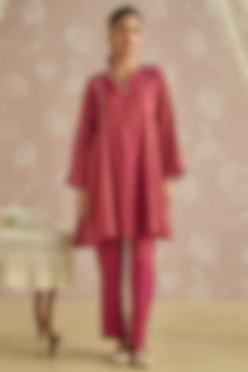 Magenta Tissue Hand Embellished Co-Ord Set by Kritika Dawar at Pernia's Pop Up Shop