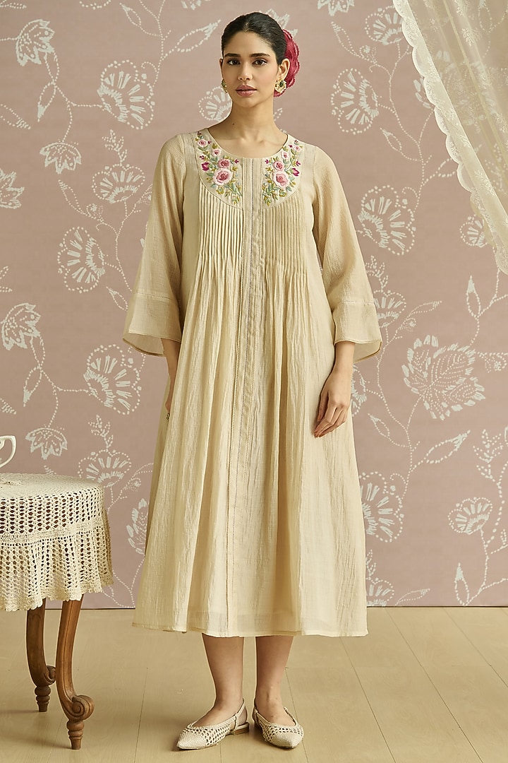 Ivory Chanderi Embroidered Tunic by Kritika Dawar at Pernia's Pop Up Shop