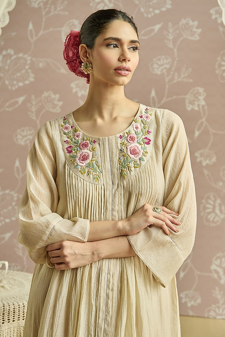 Ivory Chanderi Embroidered Tunic by Kritika Dawar at Pernia's Pop Up Shop