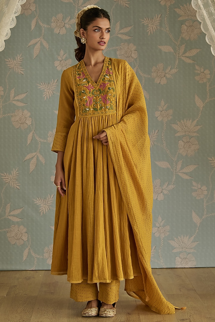 Mustard Chanderi Hand Embroidered A-Line Gathered Kurta Set by Kritika Dawar at Pernia's Pop Up Shop