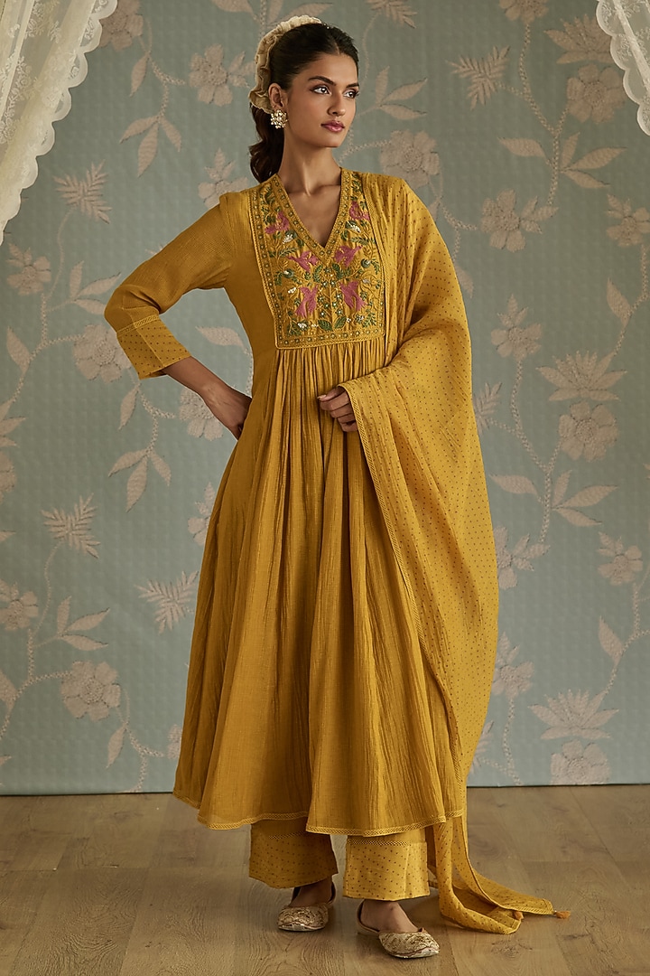 Mustard Chanderi Hand Embroidered A-Line Gathered Kurta Set by Kritika Dawar at Pernia's Pop Up Shop