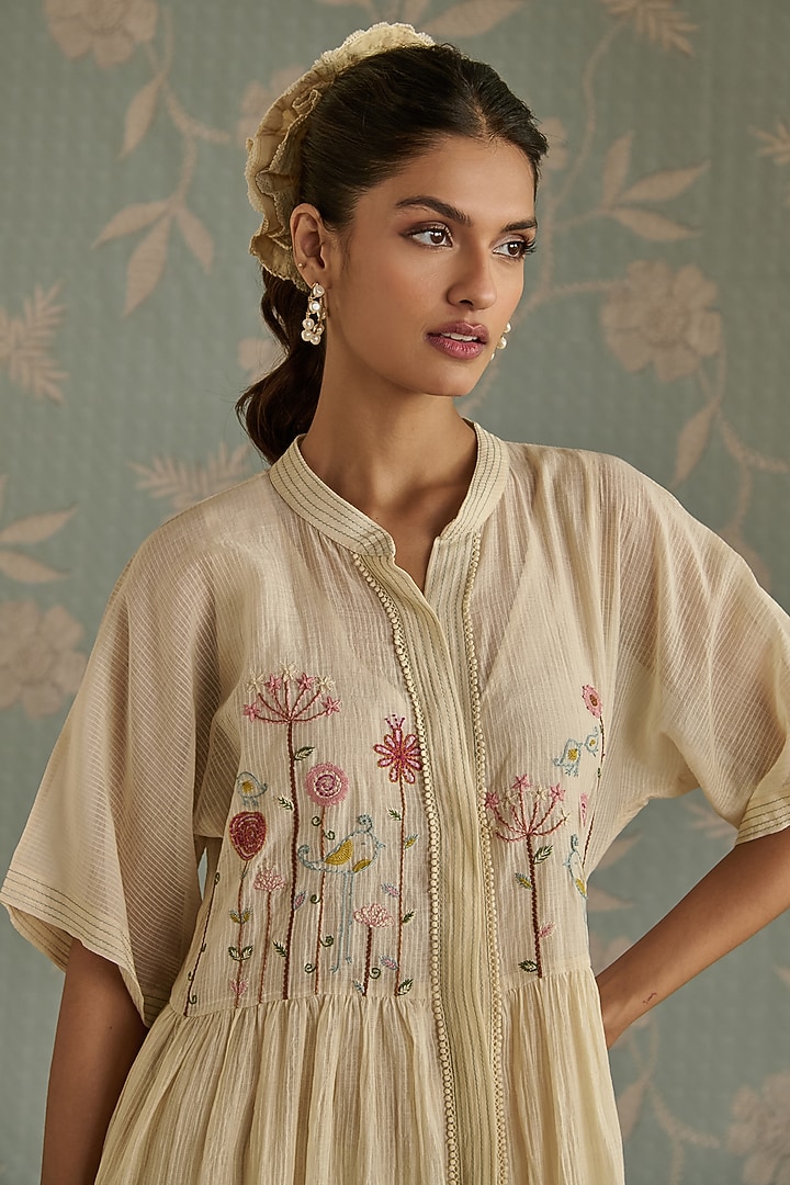 Ivory Chanderi Hand Embroidered Tunic Vacation Dress by Kritika Dawar at Pernia's Pop Up Shop