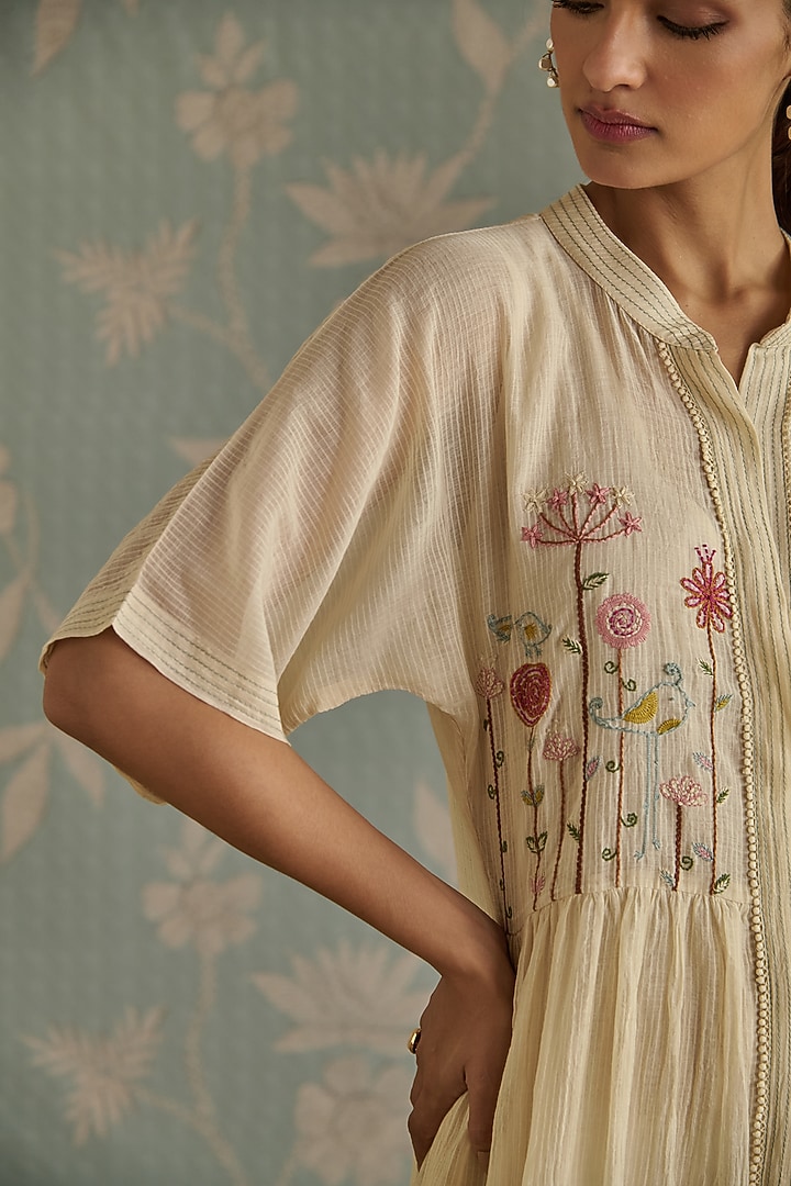 Ivory Chanderi Hand Embroidered Tunic Vacation Dress by Kritika Dawar at Pernia's Pop Up Shop
