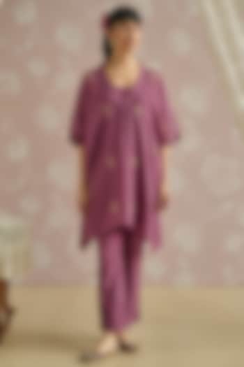 Wine Chanderi Hand Embroidered Co-Ord Set by Kritika Dawar at Pernia's Pop Up Shop