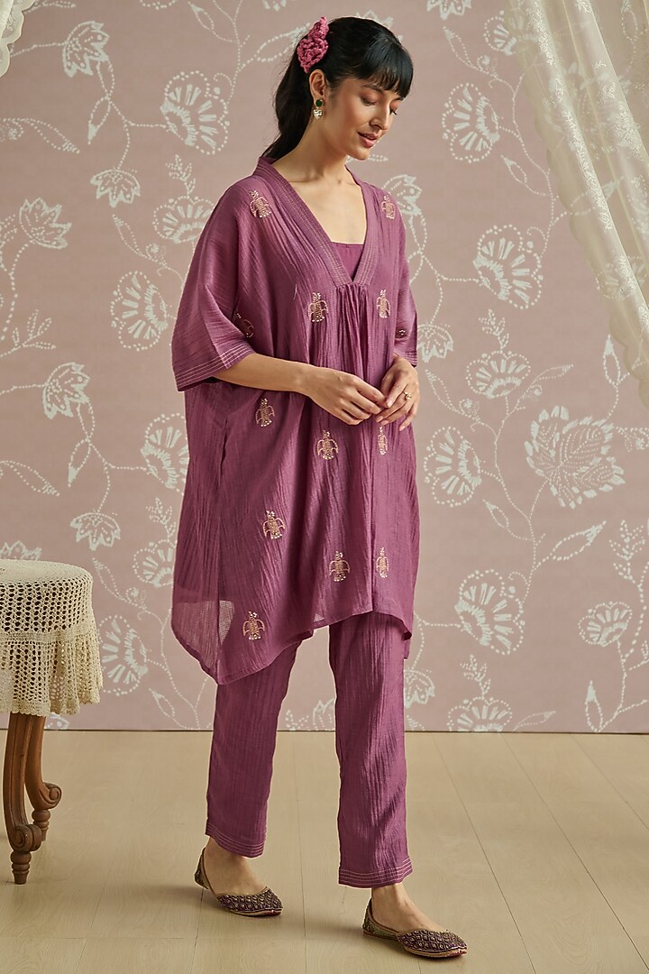 Wine Chanderi Hand Embroidered Co-Ord Set by Kritika Dawar at Pernia's Pop Up Shop