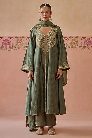 Sage Green Silk Chanderi Hand Embroidered Kurta Set by Kritika Dawar