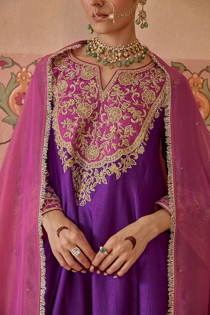 Purple Silk Dori Embroidered Kurta Set by Kritika Dawar at Pernia's Pop Up Shop