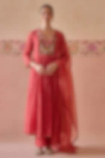 Coral Chanderi Hand Embroidered A-Line Gathered Kurta Set by Kritika Dawar at Pernia's Pop Up Shop
