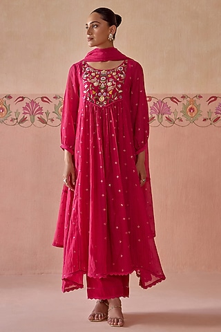 Magenta Chanderi Hand Embroidered Gathered Kurta Set by Kritika Dawar