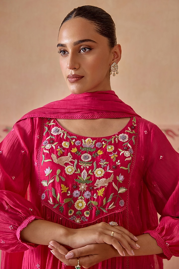 Magenta Chanderi Hand Embroidered Gathered Kurta Set by Kritika Dawar at Pernia's Pop Up Shop