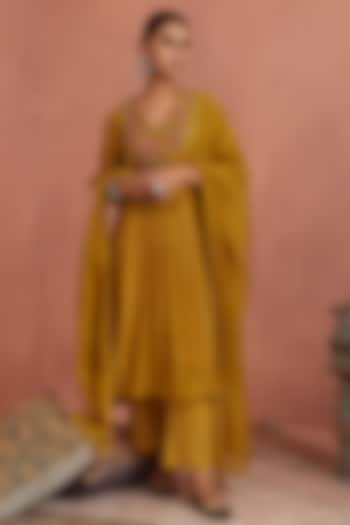 Mustard Chanderi Hand Embroidered Angrakha Kurta Set by Kritika Dawar at Pernia's Pop Up Shop