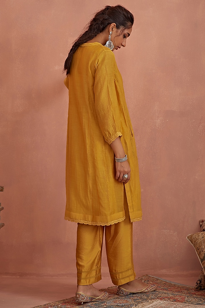 Yellow Chanderi Hand Embroidered Tunic Set by Kritika Dawar at Pernia's Pop Up Shop
